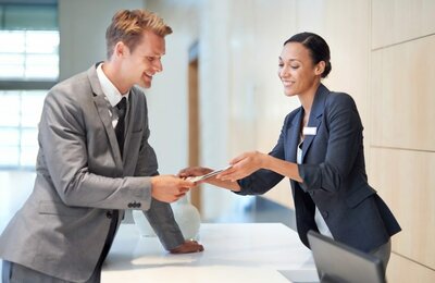 Turizm va mehmondo‘stlik yo‘nalishi bitiruvchilari qayerda ishlashlari mumkin?