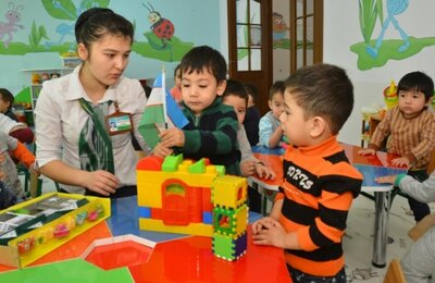 Bog‘cha tarbiyachilari ishidan ajralmagan holda bakalavr darajasini olishi mumkin bo‘ladi
