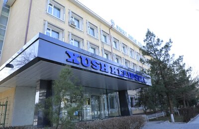 2025-yilgi test sinovlari natijalari bo‘yicha Navoiy viloyatida erkak/o‘g‘il va ayol/qiz abituriyentlarning natijalari
