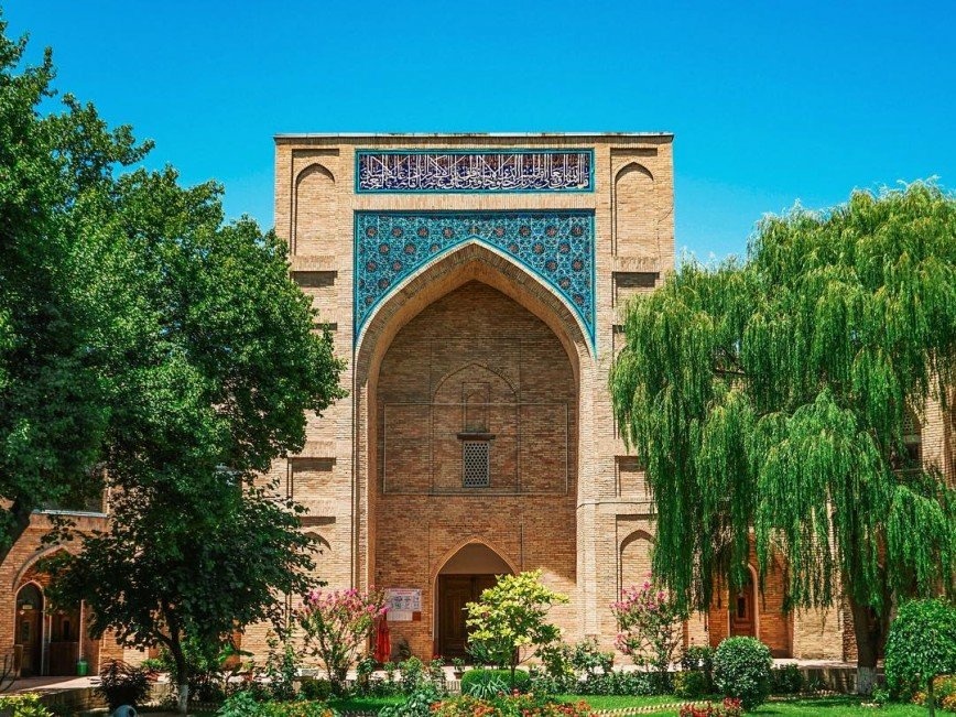 “Ko‘kaldosh” o‘rta maxsus islom bilim yurti